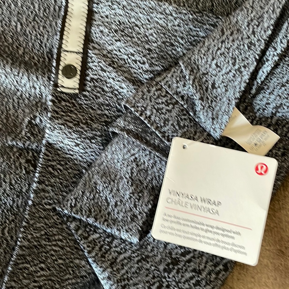 Lululemon Vinyasa wrap